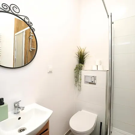 Mmrent Snug Homestay szállás *