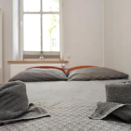 Mmrent Snug Homestay szállás *