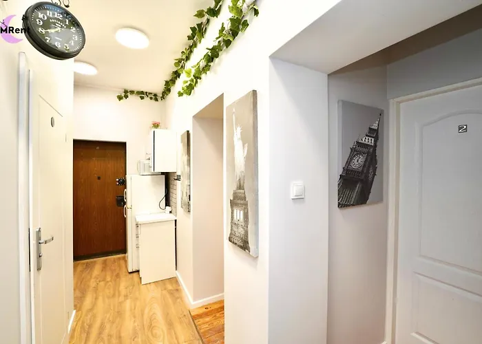 Mmrent Snug Homestay *